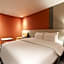 Jecheon The Wall Hotel