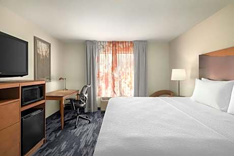 King Room - Hearing Accessible
