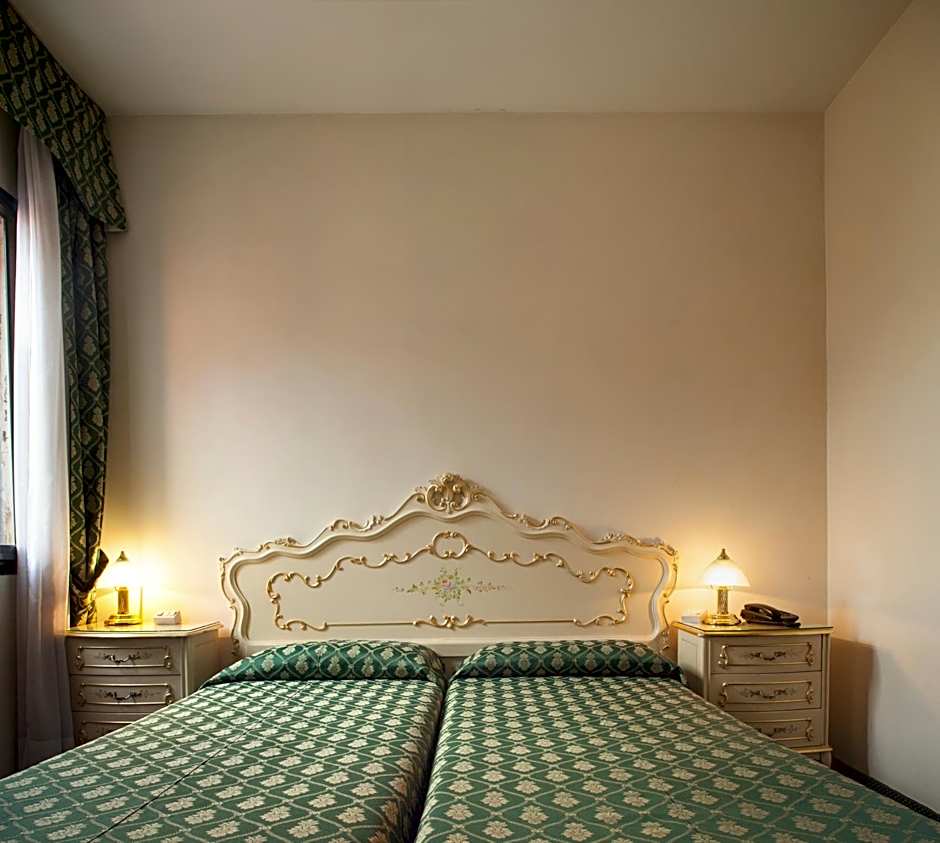 Hotel Commercio & Pellegrino