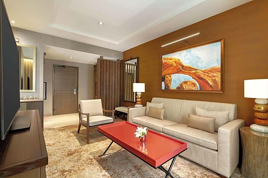 Hoodoo Moab, Curio Collection By Hilton