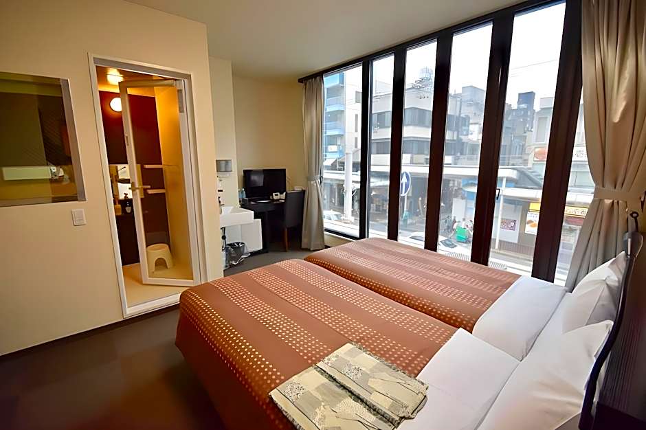 IZUTSU HOTEL KYOTO KAWARAMACHI SANJO