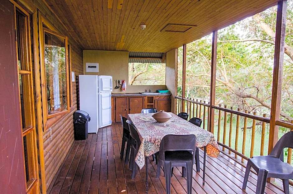 Hippo Waterfront Lodge