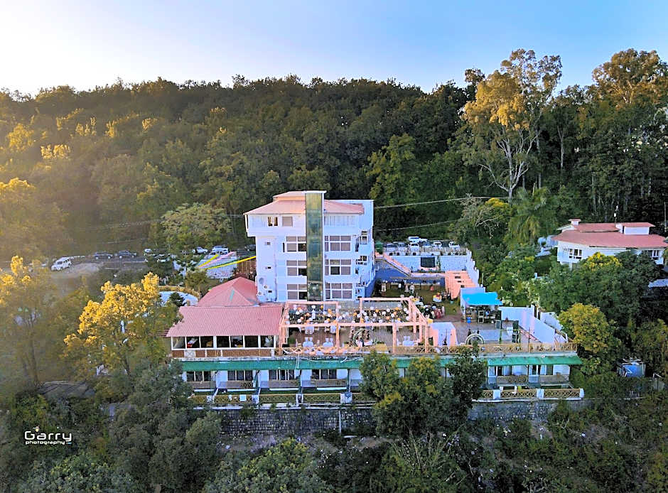 Hotel Rajpur Heights