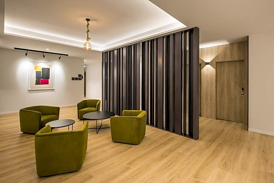 Mon Suites Jardín de Ayora