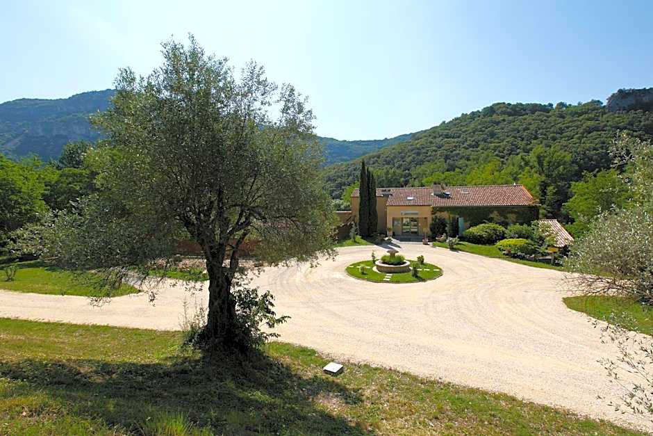 Vacancéole - Le Domaine de Chames - Pont d'Arc