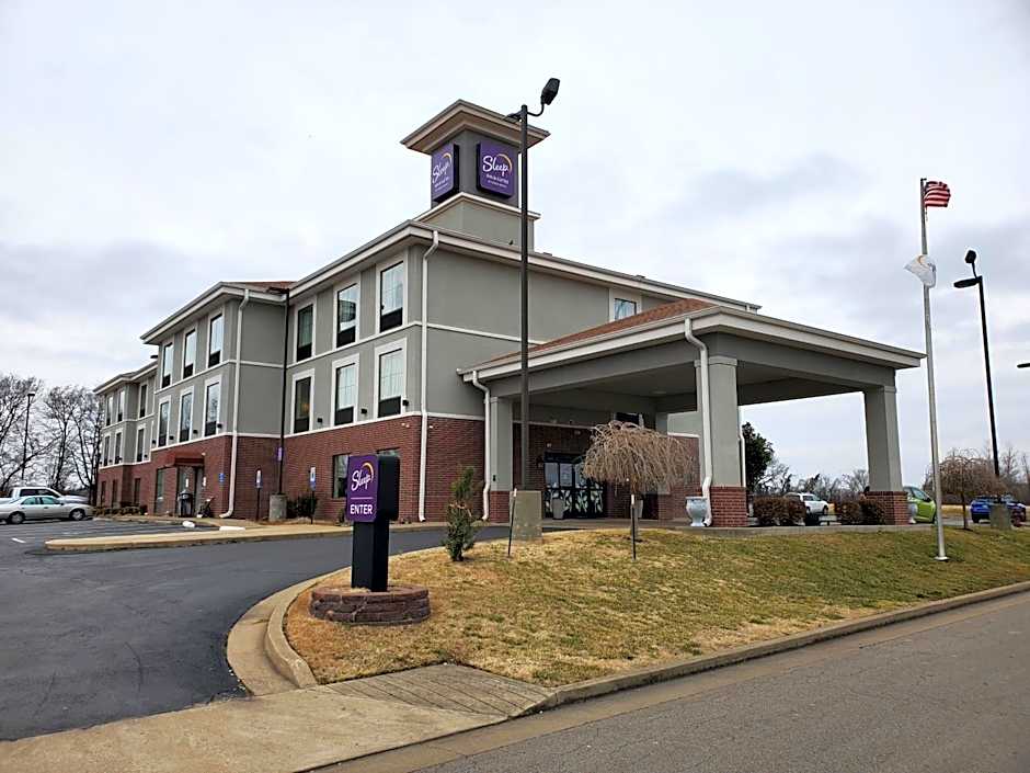 Sleep Inn & Suites Dyersburg I-155