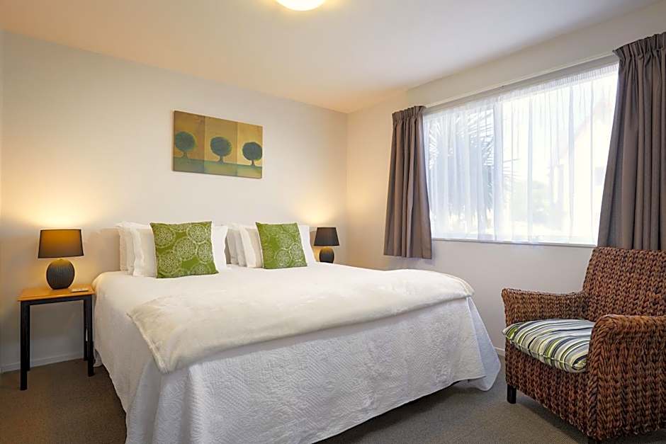 Blenheim Palms Motel