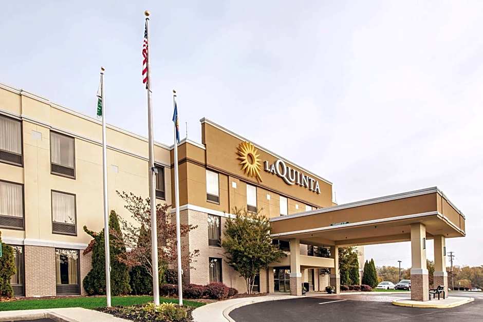 La Quinta Inn & Suites by Wyndham Mechanicsburg - Harrisburg