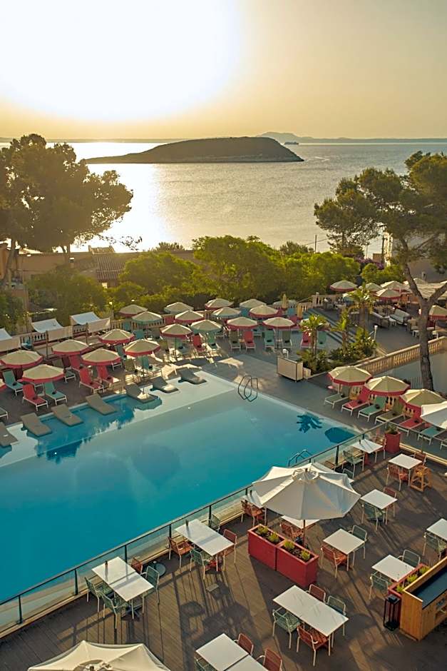 Alua Calvia Mallorca