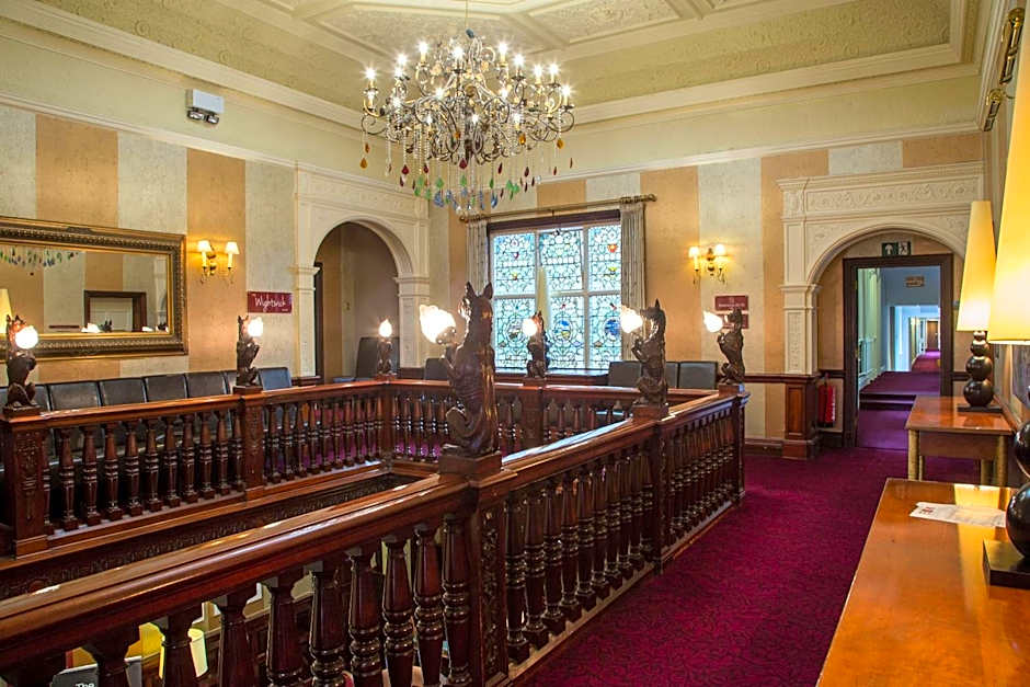 The Mount Country Manor Hotel & Golf Wolverhampton