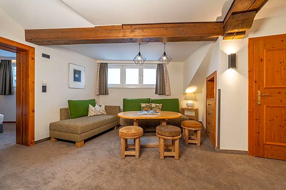 Photo 1 of 2 of Superior Suite