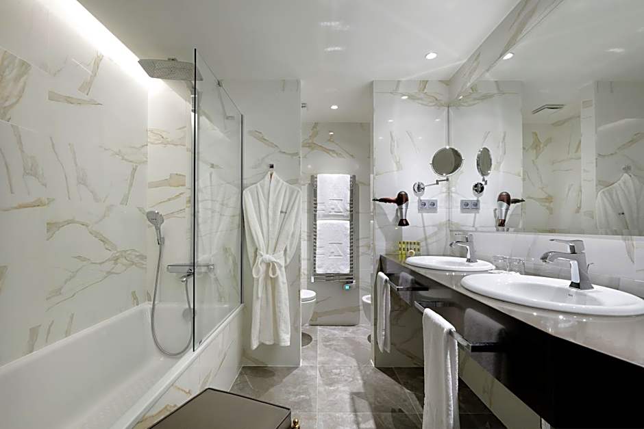 Eurostars Hotel Real