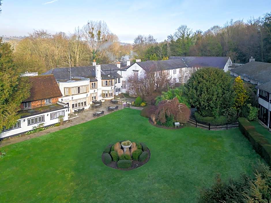 Sunday Box Hill Burford Bridge Hotel