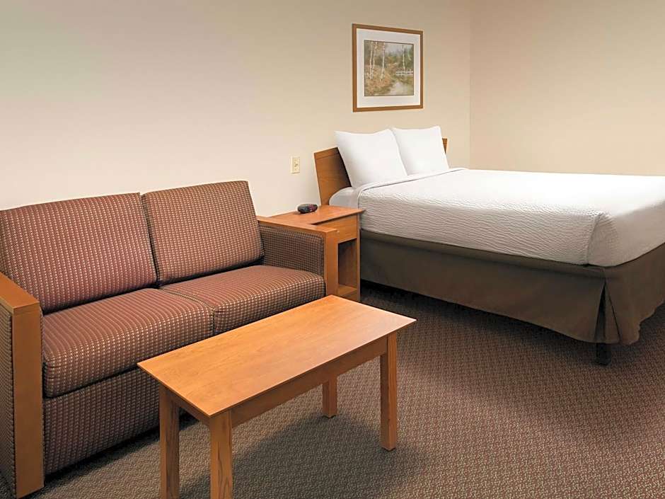 WoodSpring Suites Midland