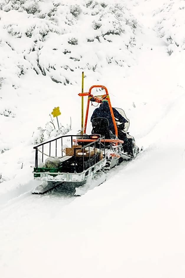 Gjaid-Alm 1739m am Dachstein-Only Accessible by Cable Car