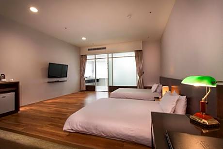 Japanese-Style Twin Room