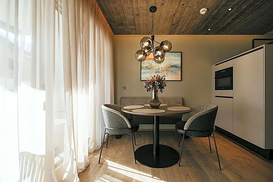 The Black Eagle Luxury Appartements