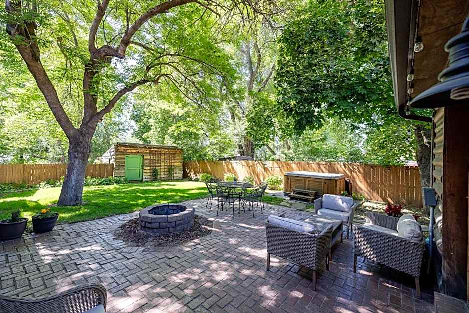 Engen Hus Bed and Breakfast