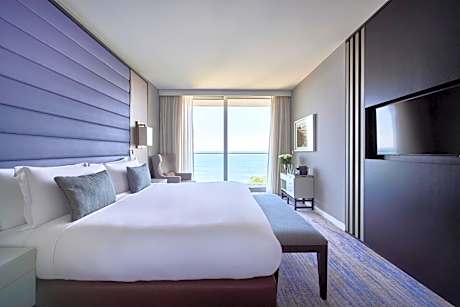 One-Bedroom Suite with Ocean View