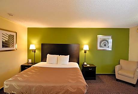 King Room - Accessible/Non-Smoking