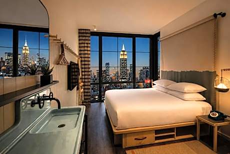 Moxy NYC Chelsea