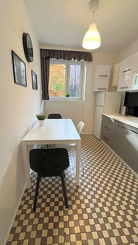 Warszawa Krucza Pokoje