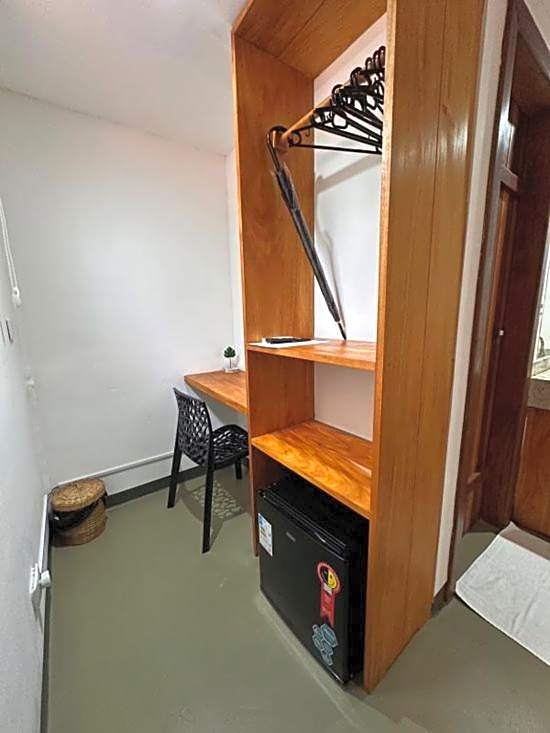 Parador 7 Bangalô, Praia do Parracho, 1,0 km da Rua Mucugê