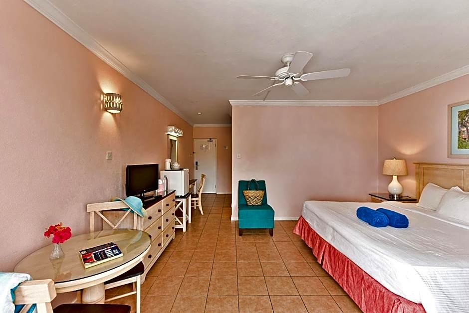 Butterfly Beach Hotel