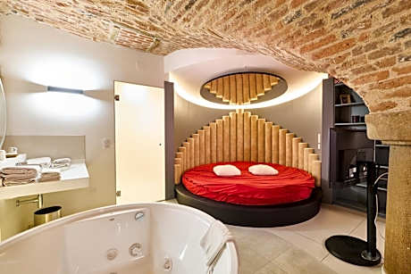 Suite de la Rose (without windows)