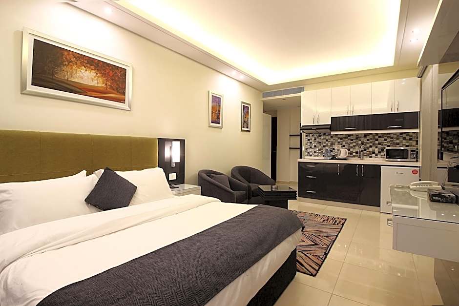 Palm Ville Suites
