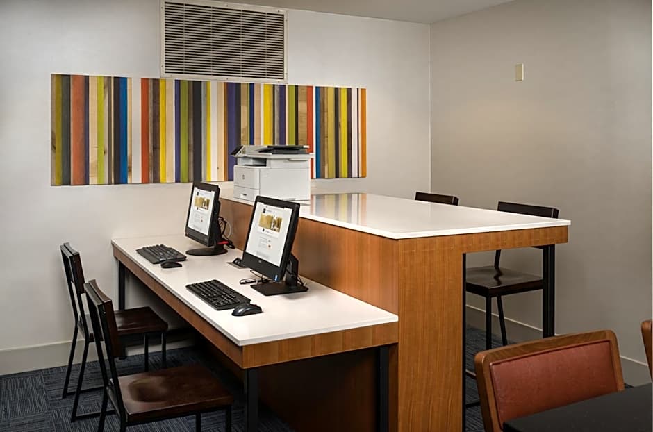 Holiday Inn Express Independence - Kansas City By IHG
