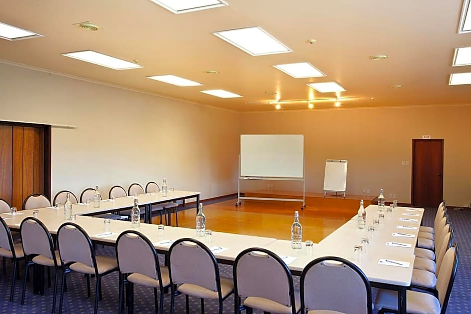 Discovery Countrytime Hotel