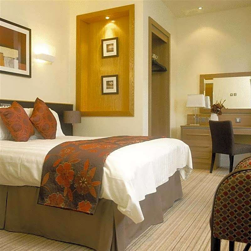 Strangford Arms Hotel