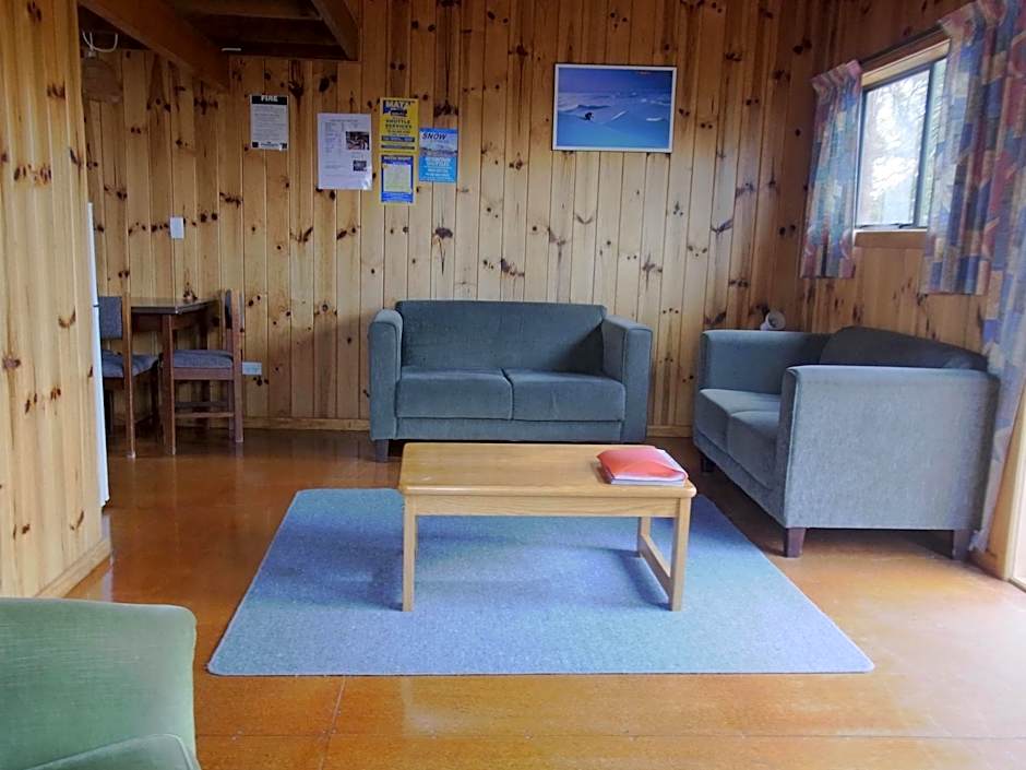 Ossies Motels and Chalets