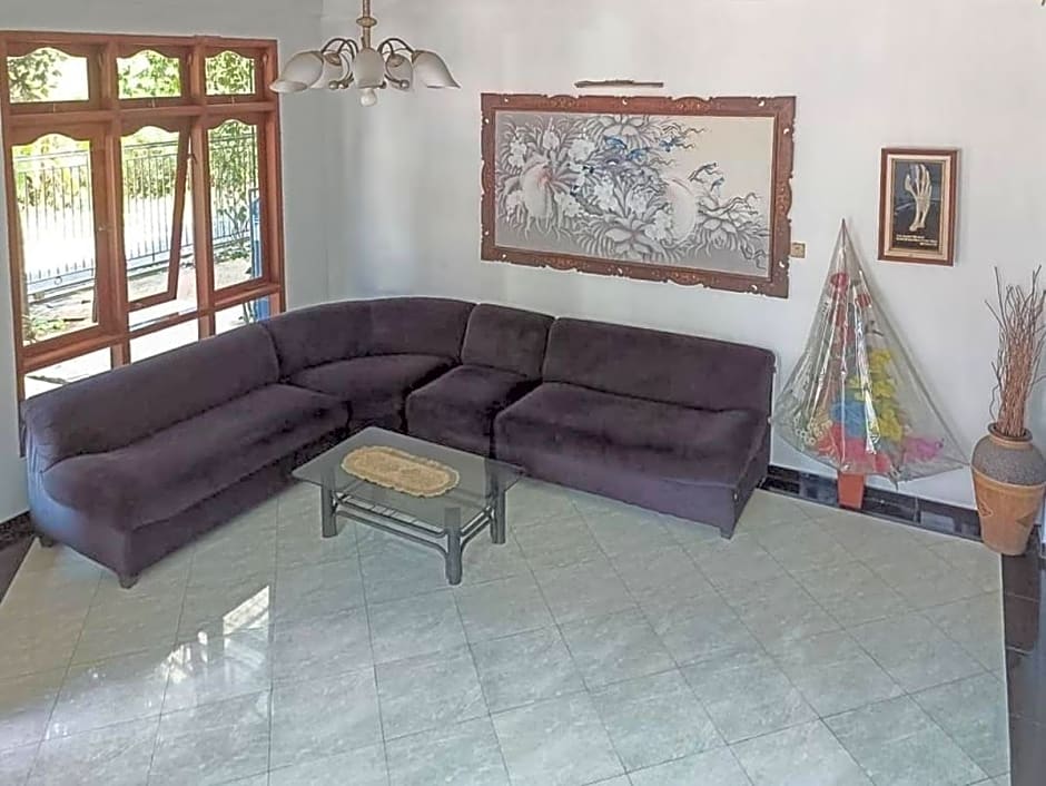 Castle Residence Syariah RedPartner