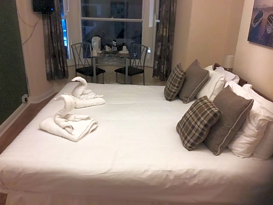 Photo 1 of 2 of 1 King Bed