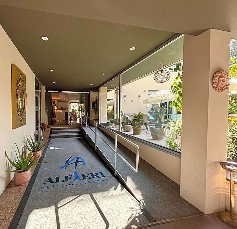 Hotel Alfieri by International