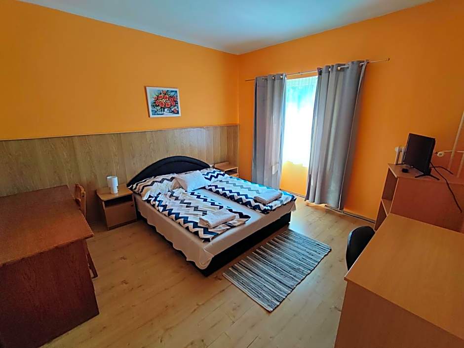 Hotel Béke Sziget Komló