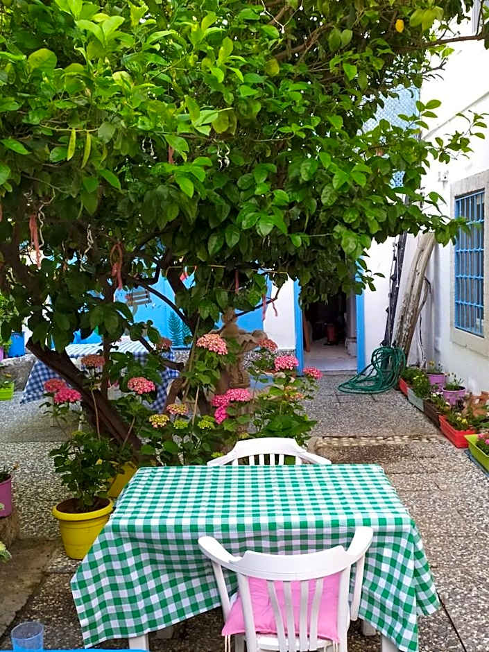 Nano Hotel
