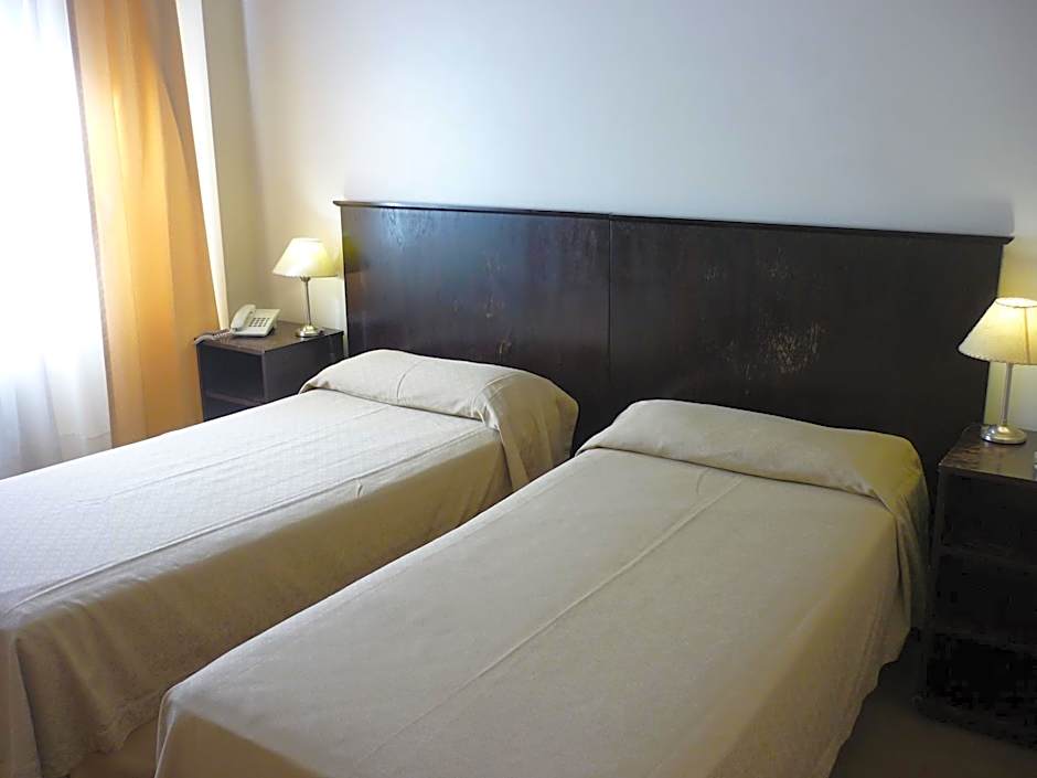 Hotel Puerta del Sol