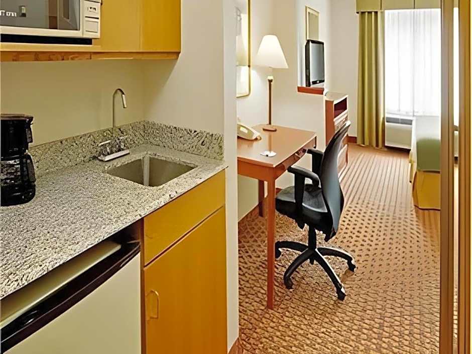 Holiday Inn Express Frackville Hotel By IHG