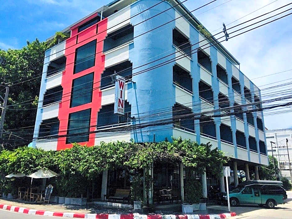 Win Hotel