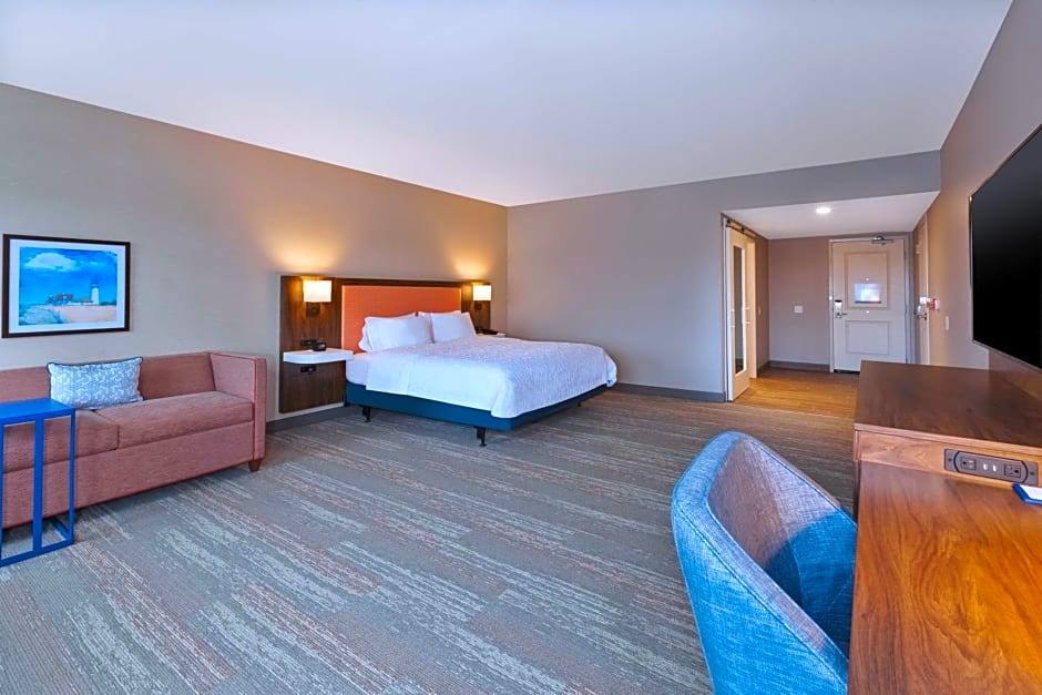 Hampton Inn By Hilton Cape Cod Canal