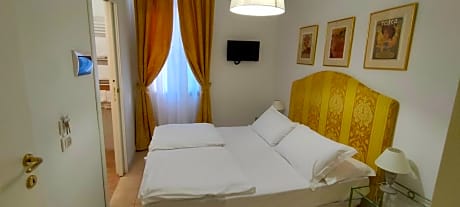 Budget Single Room