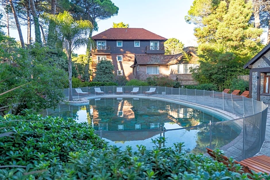 Carilo Village Apart Hotel & Spa