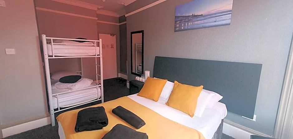 Las Palmas Hotel by the Sea