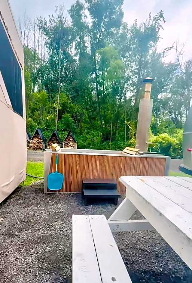 Finger Lakes Treehouse