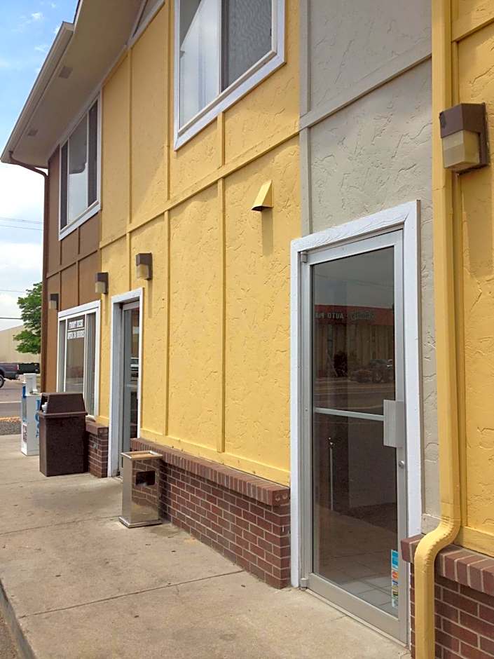 Super 8 by Wyndham Denver Central