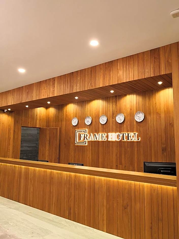 Frame Hotel