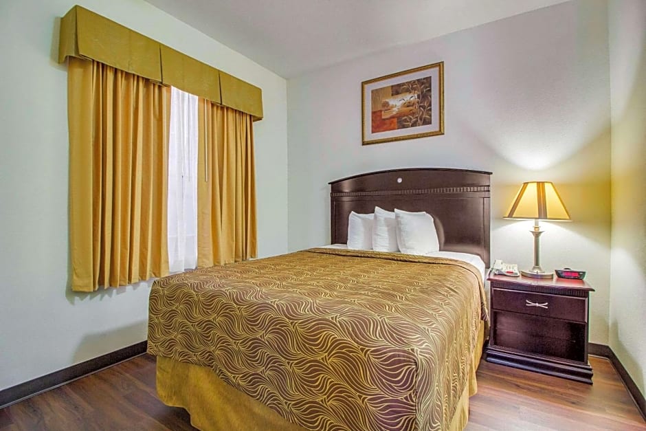 Mainstay Suites Texas Medical Center/Reliant Park